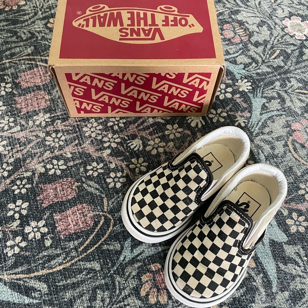 Vans Slip Ons 5.5T